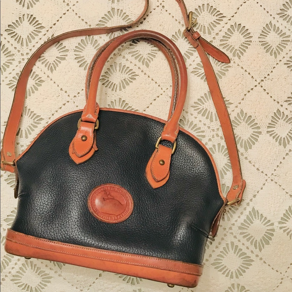Dooney & Bourke Vintage Hand/Shoulder Bag